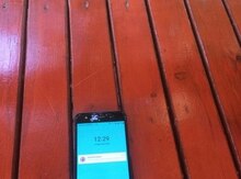 "ZTE" telefonu