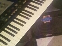 Sintezator "Roland VA76"