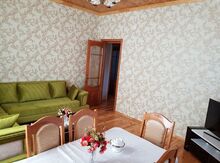 Villa, Qəbələ r.