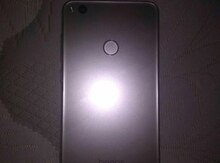 Huawei Honor P8, 2017