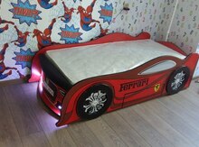 "Ferrari" uşaq yatağı
