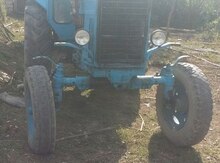 Traktor "Mtz 80"