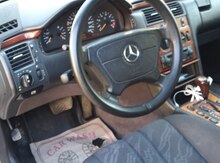 Mercedes E 240, 1999 il