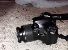 Fotoaparat "Canon 550D"