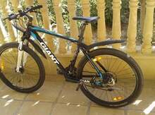 Velosiped "Giant 27.5"