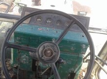 Yer şumlayan traktor