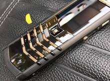Vertu Premium Black Gold Signature 2017