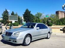 Mercedes E 240, 2001 il
