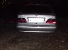 Mercedes E 320, 2000 il