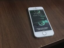 Apple iPhone 5