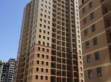 4-otaqlı yeni tikili, E.Akademiyası m.,Zahid Xəlilov k. 57, 250 m²