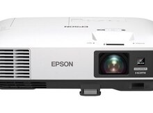 Proyektor "EPSON EB-S04"