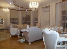4-otaqlı yeni tikili, S.Vurğun küç., 210 m²