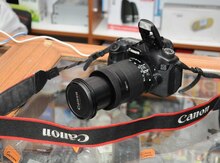 Fotoaparat "Canon 60D"
