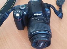 Fotoaparat "Nikon d-40"