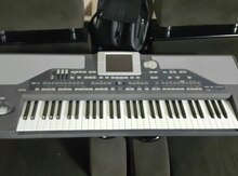Sintezator "Korg pa800"