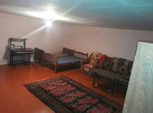 Həyət evi kirayə verilir, Saray qəs.