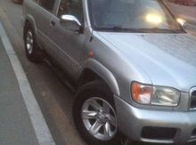 Nissan Pathfinder, 2001 il
