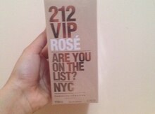 "212 Vip Rose" ətri