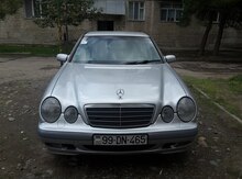 Mercedes E 200, 2000 il