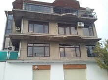 Villa, Bayıl qəs.