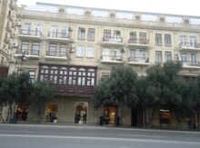 2-otaqlı mənzil kirayə verilir, Səbail r., 80 m²