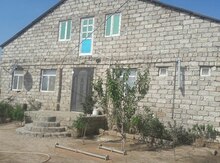 Həyət evi, Binə qəs.