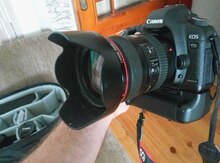 Fotoaparat "Canon 5D"