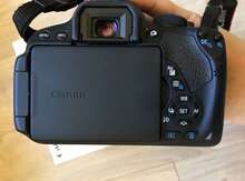 Fotoaparat "Canon EOS 700D"