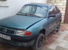 Opel Astra, 1996 il