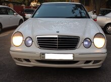 Mercedes E 220, 2000 il