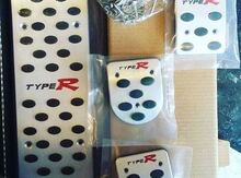 "TRD" loqolu universal pedal