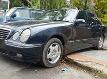 Mercedes E 220, 2000 il