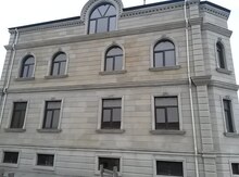 Villa, Saray q.