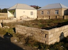 3 sot torpaq sahəsi, Binə qəs.