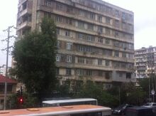 5-otaqlı mənzil, Dadaş Bunyadzadə küç., 100 m²