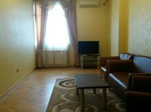 3-otaqlı yeni tikili kirayə verilir, Gənclik m., 130 m²