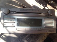 "Toyota Camry" maqnitolası