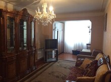 2-otaqlı mənzil kirayə verilir, Nizami r., 42 m²