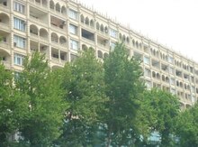 4-otaqlı mənzil, Nəsimi r., 120 m²