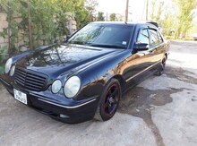 Mercedes E 220, 2001 il