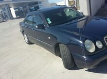 Mercedes E 220, 2000 il