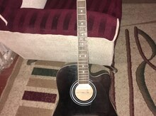 Akustik gitara
