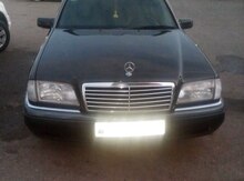 Mercedes 200, 1995 il