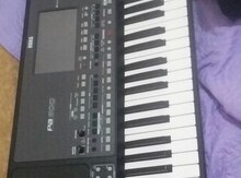 Sintezator "Korg"