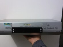 Videomaqnitafon "Panasonic"