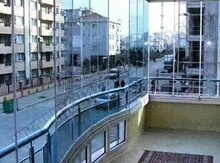 Cam balkon