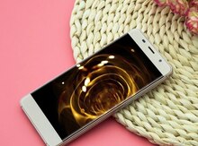 Leagoo M5 Edge