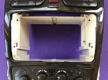 Mercedes üçün sürət göstəricisi