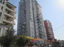 4-otaqlı yeni tikili, Neftçilər m., 140 m²